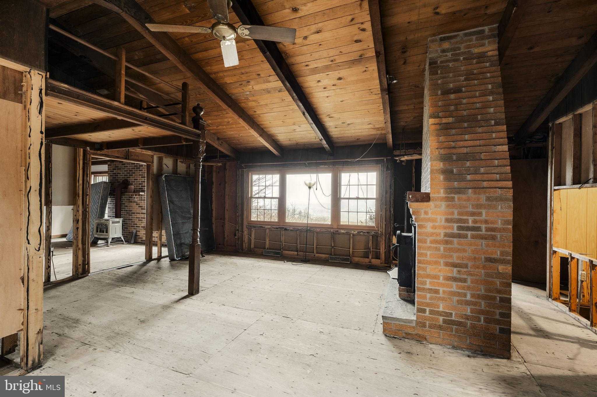 6276 Criswell Rd photo 32