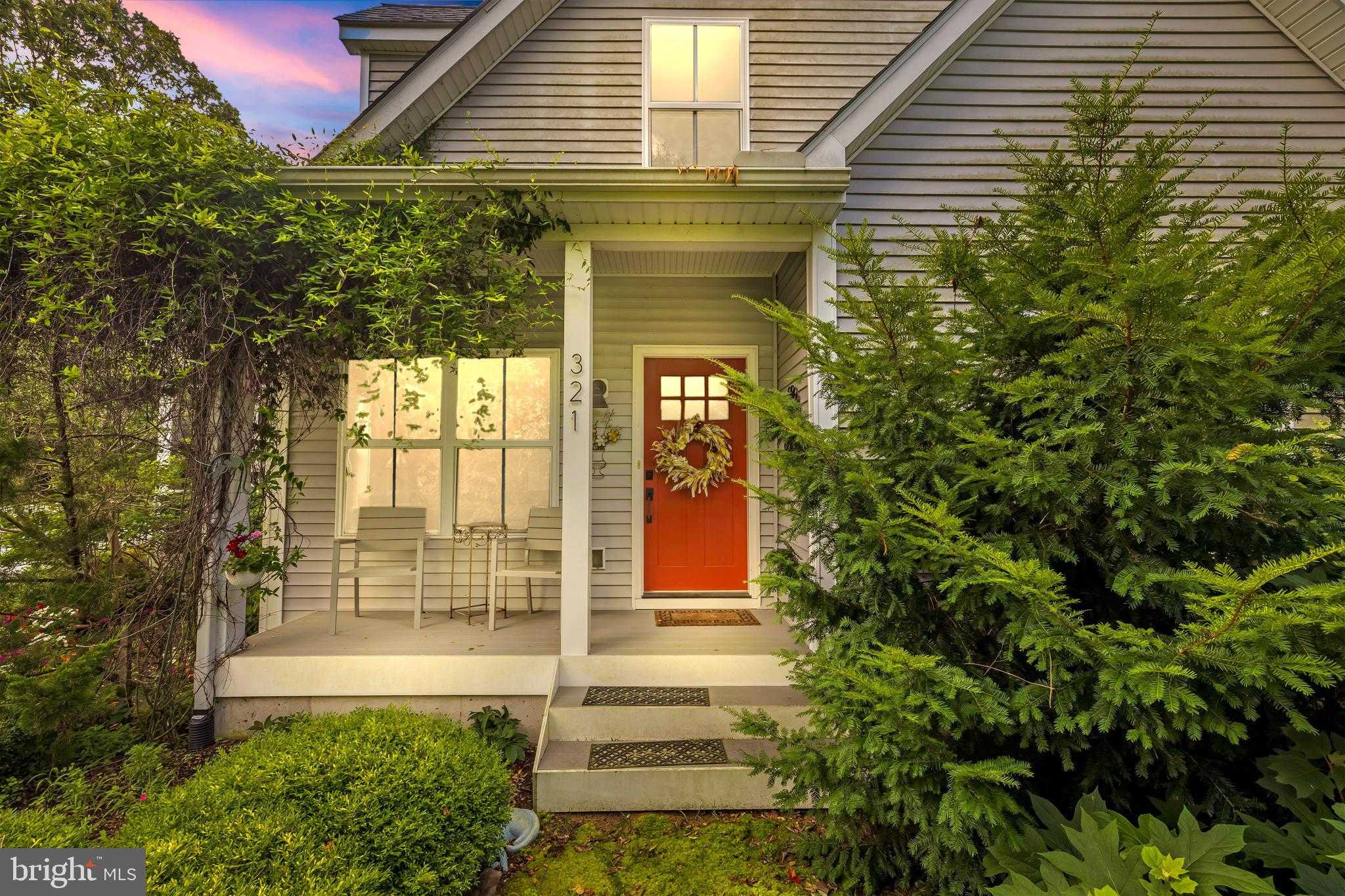 321 Front St, Crumpton