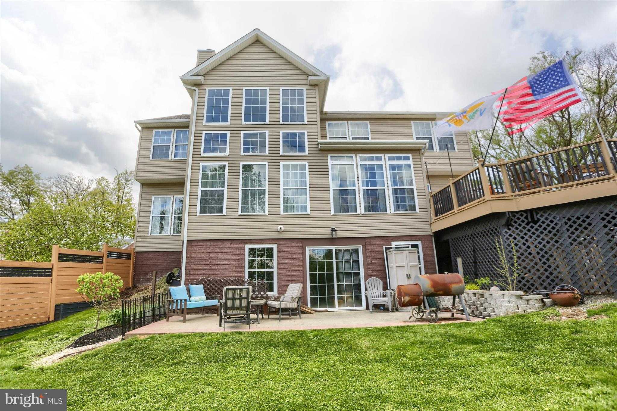 1080 Cranberry Ln W photo 6