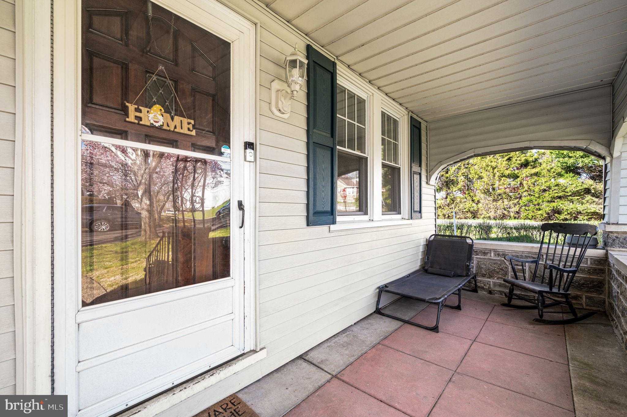 148 Holme Ave photo 7