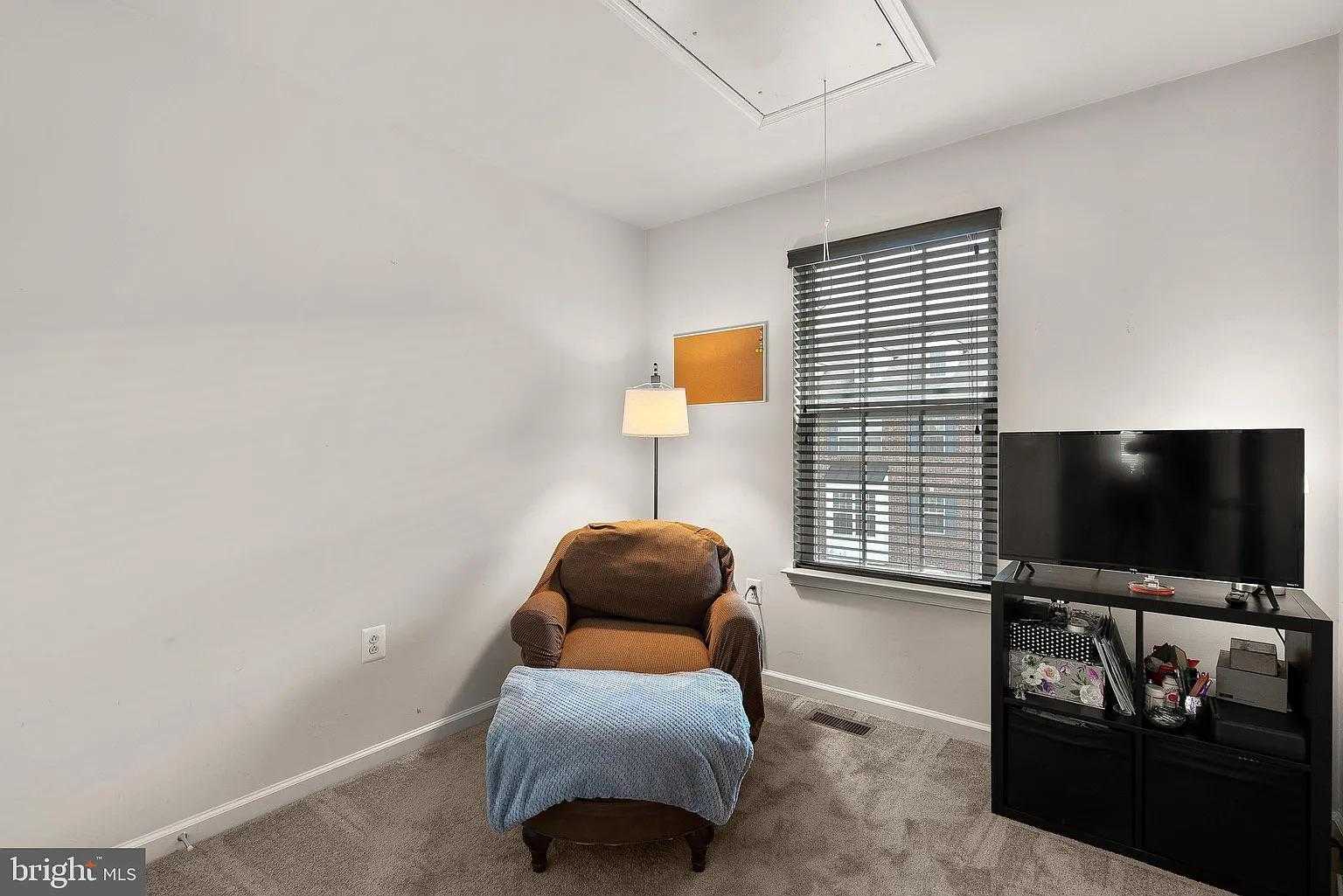 1707 Walcott Ln photo 25