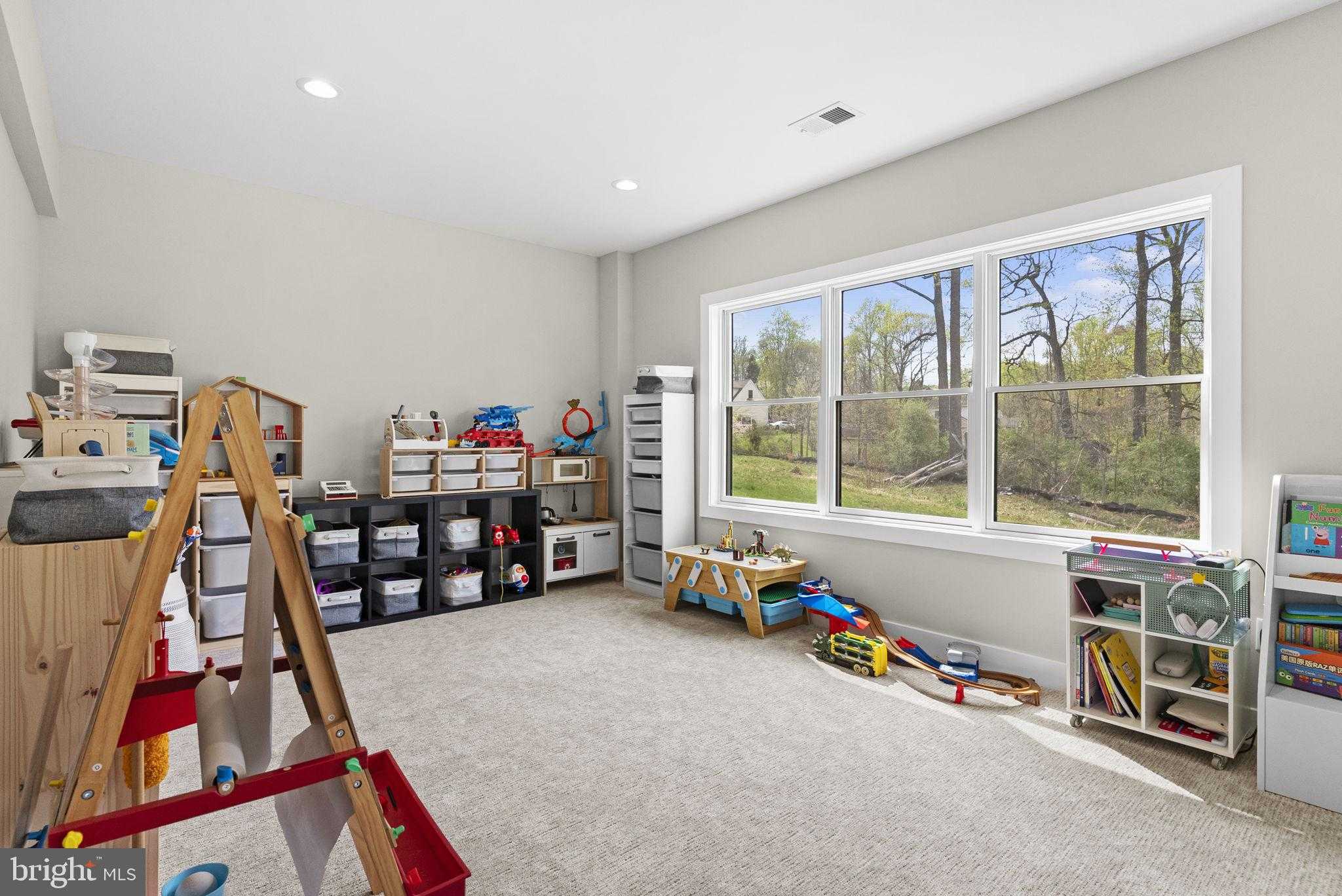 3155 Ridgeview CT photo 82