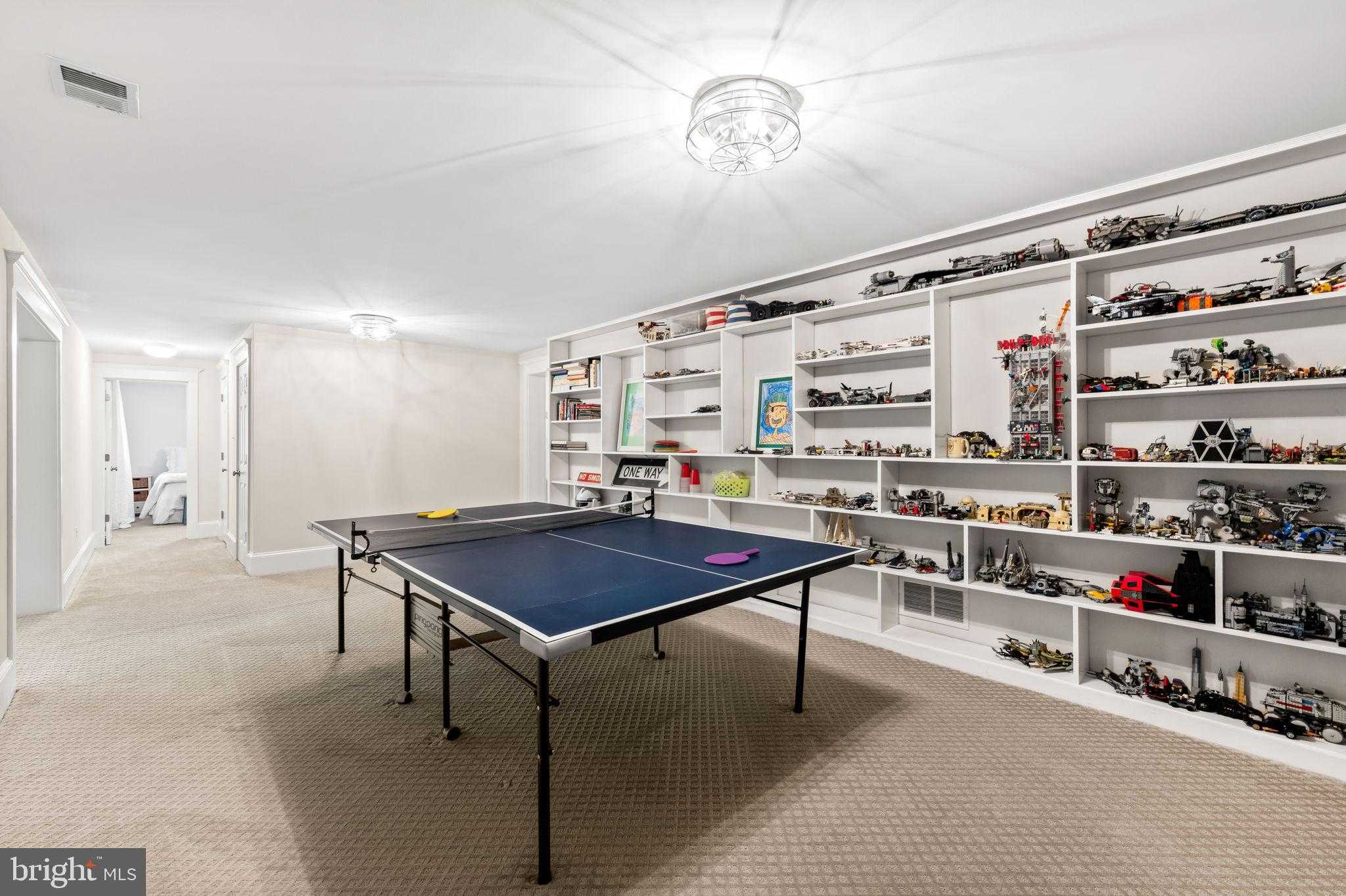 1301 Kingston Ave photo 68