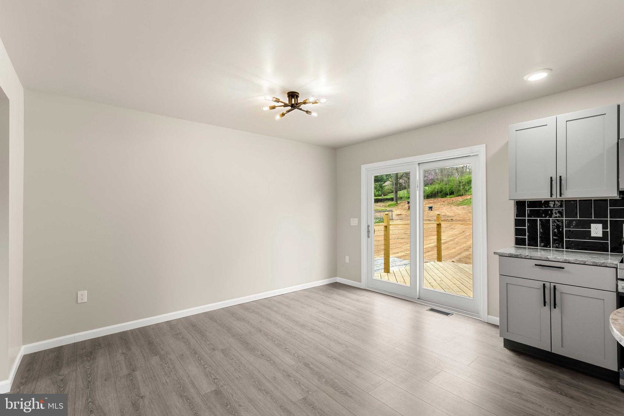 97 Clover Trl photo 11