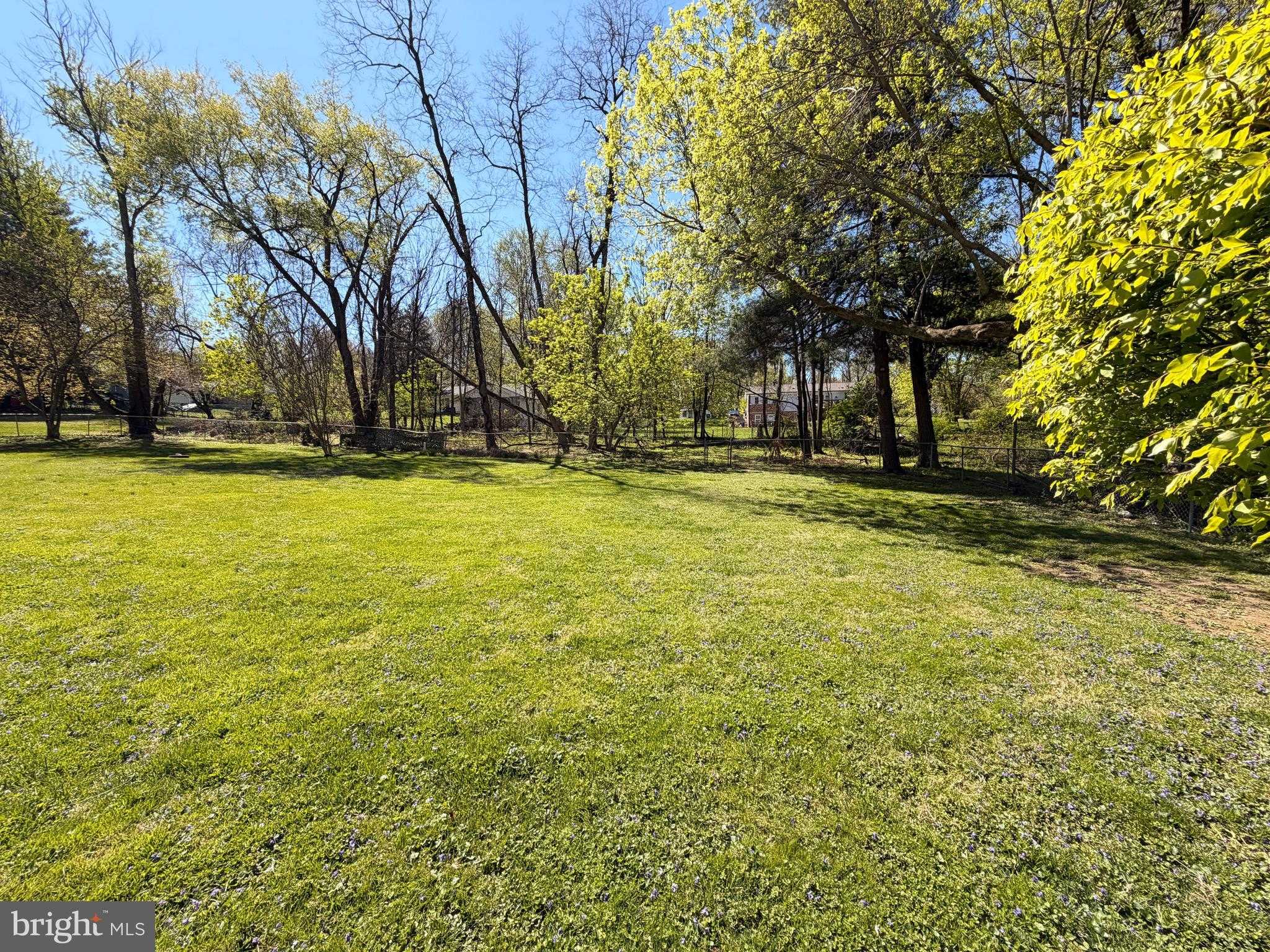 9549 Fingerboard Rd photo 7