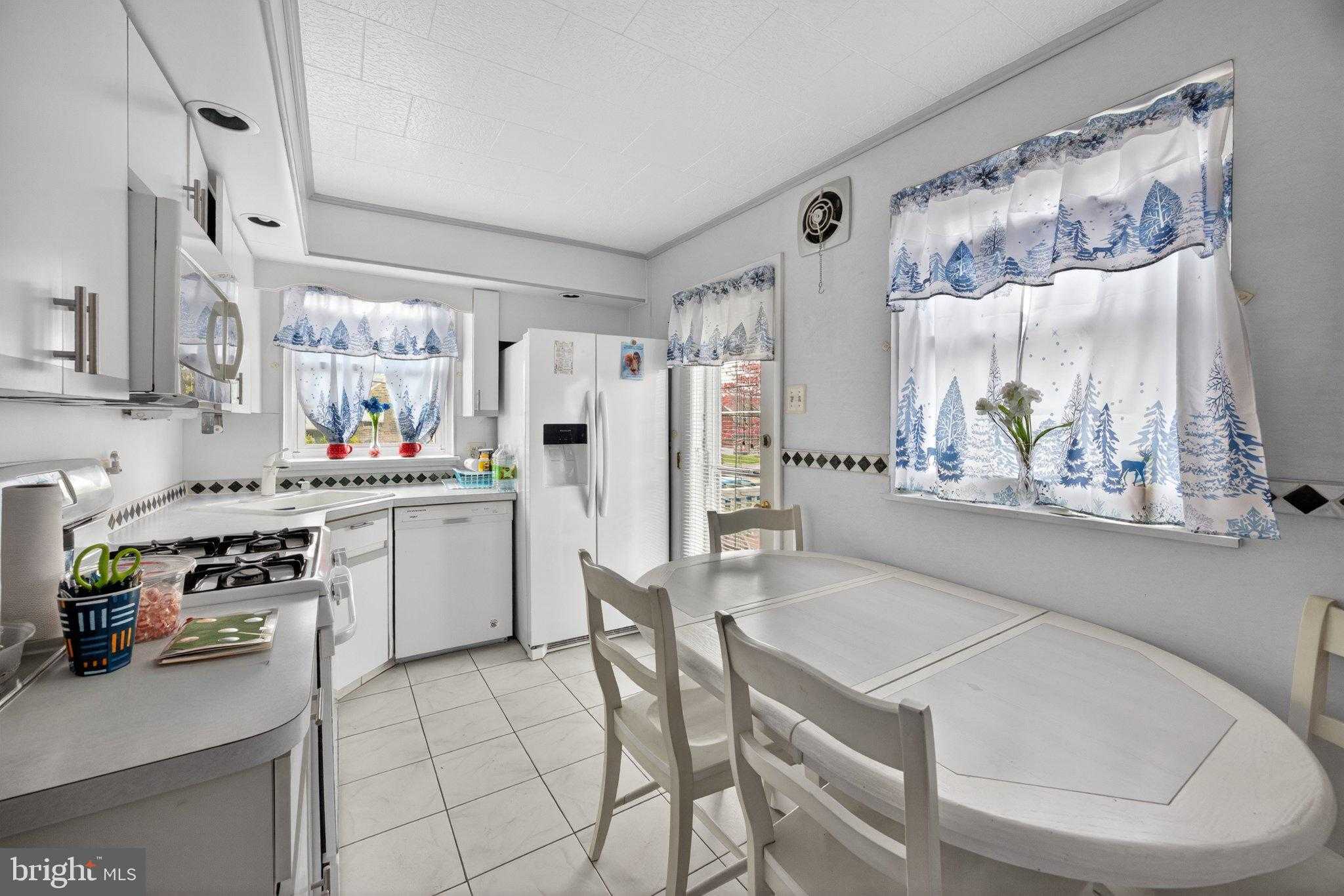 7804 Fairfield St photo 13