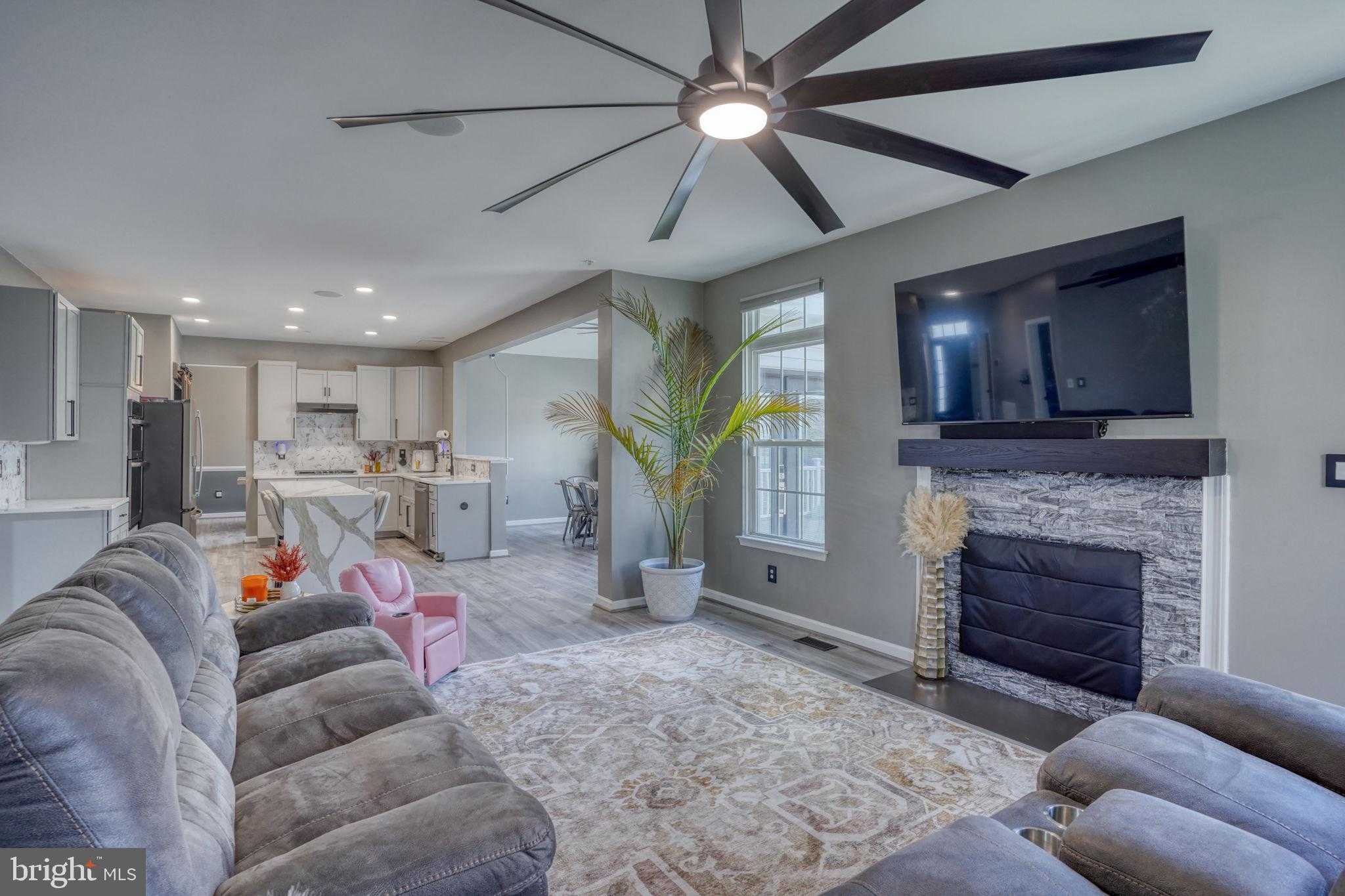 204 Magnolia Dr photo 10