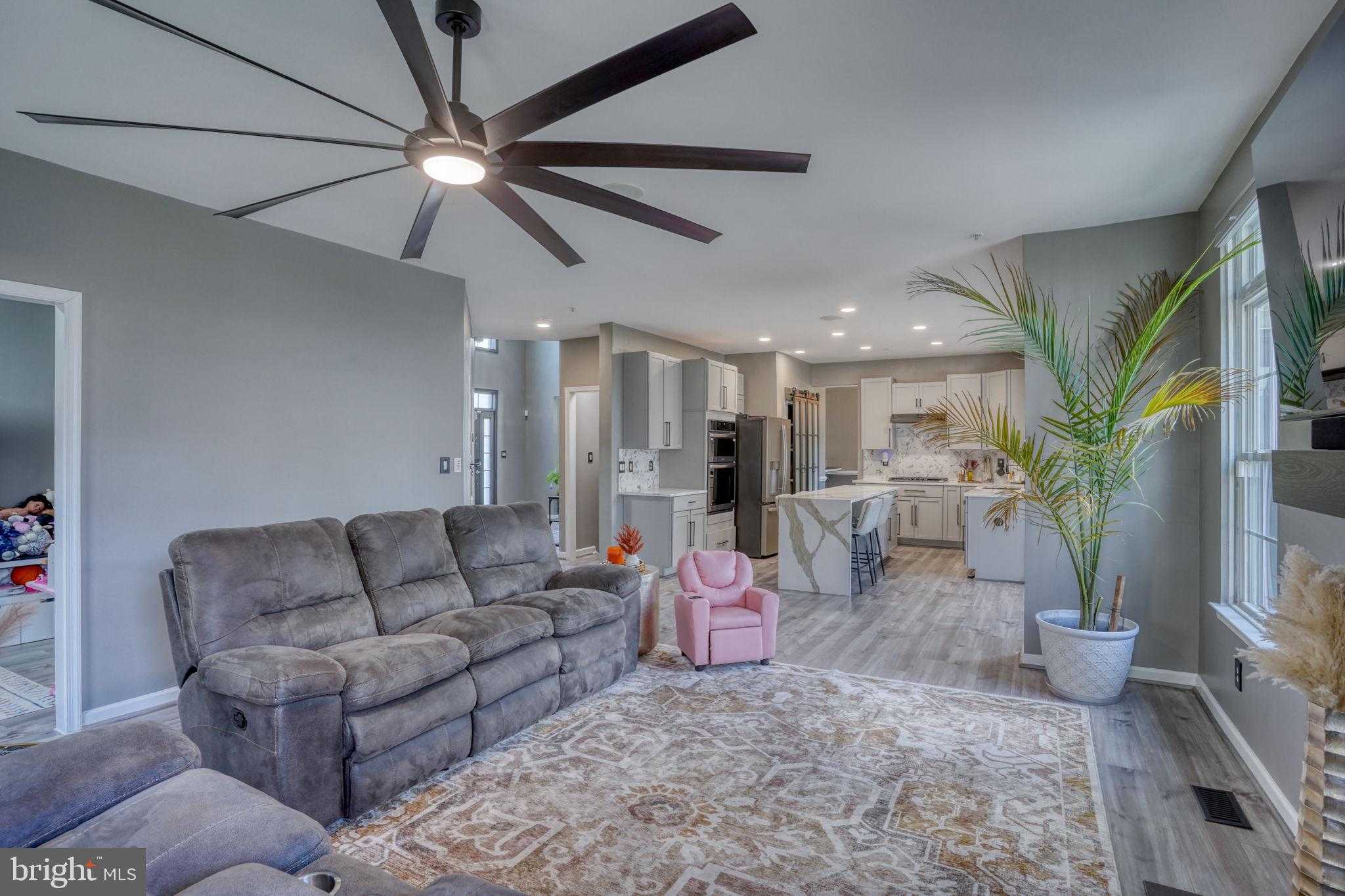 204 Magnolia Dr photo 11