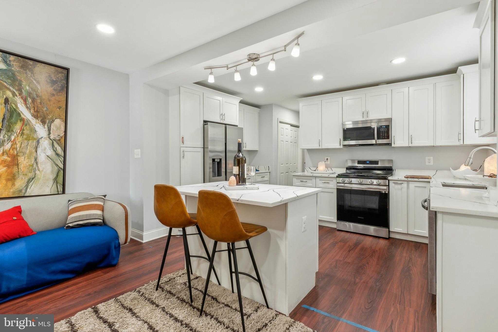 202 E Lafayette Ave photo 7