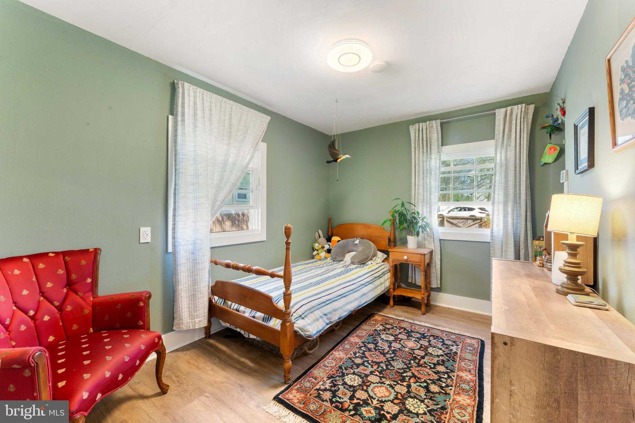 36 Park Ave photo 23