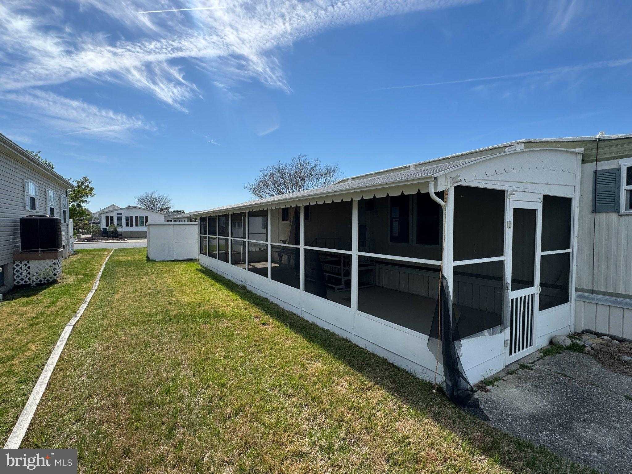 167 Sunshine Ln photo 2