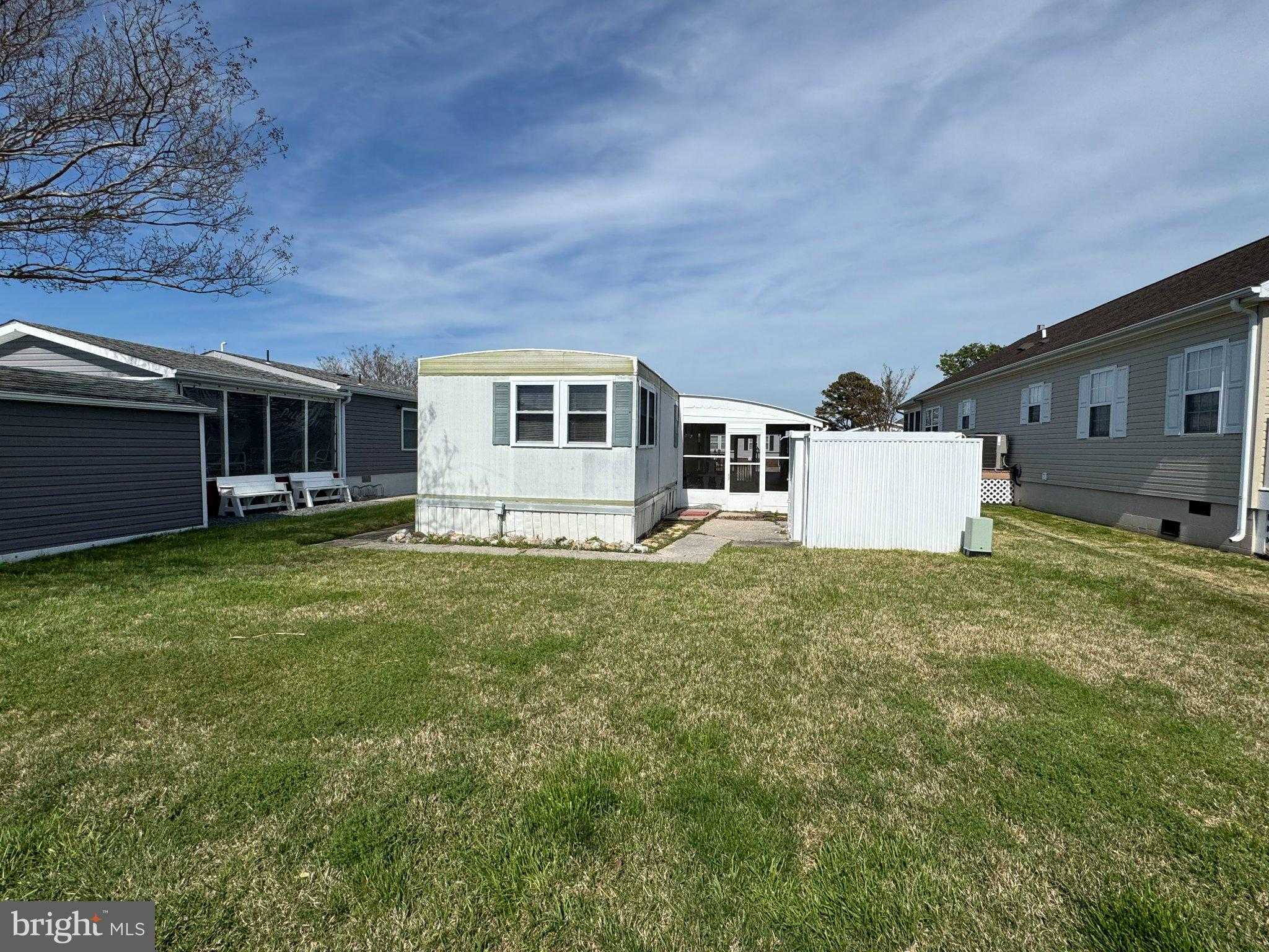 167 Sunshine Ln photo 3