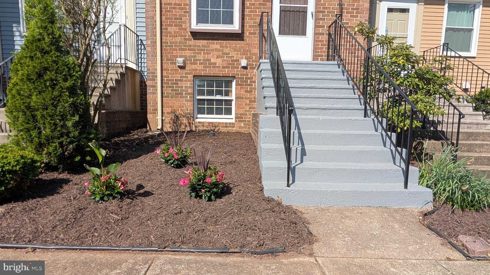 6844 Heatherway CT photo 25