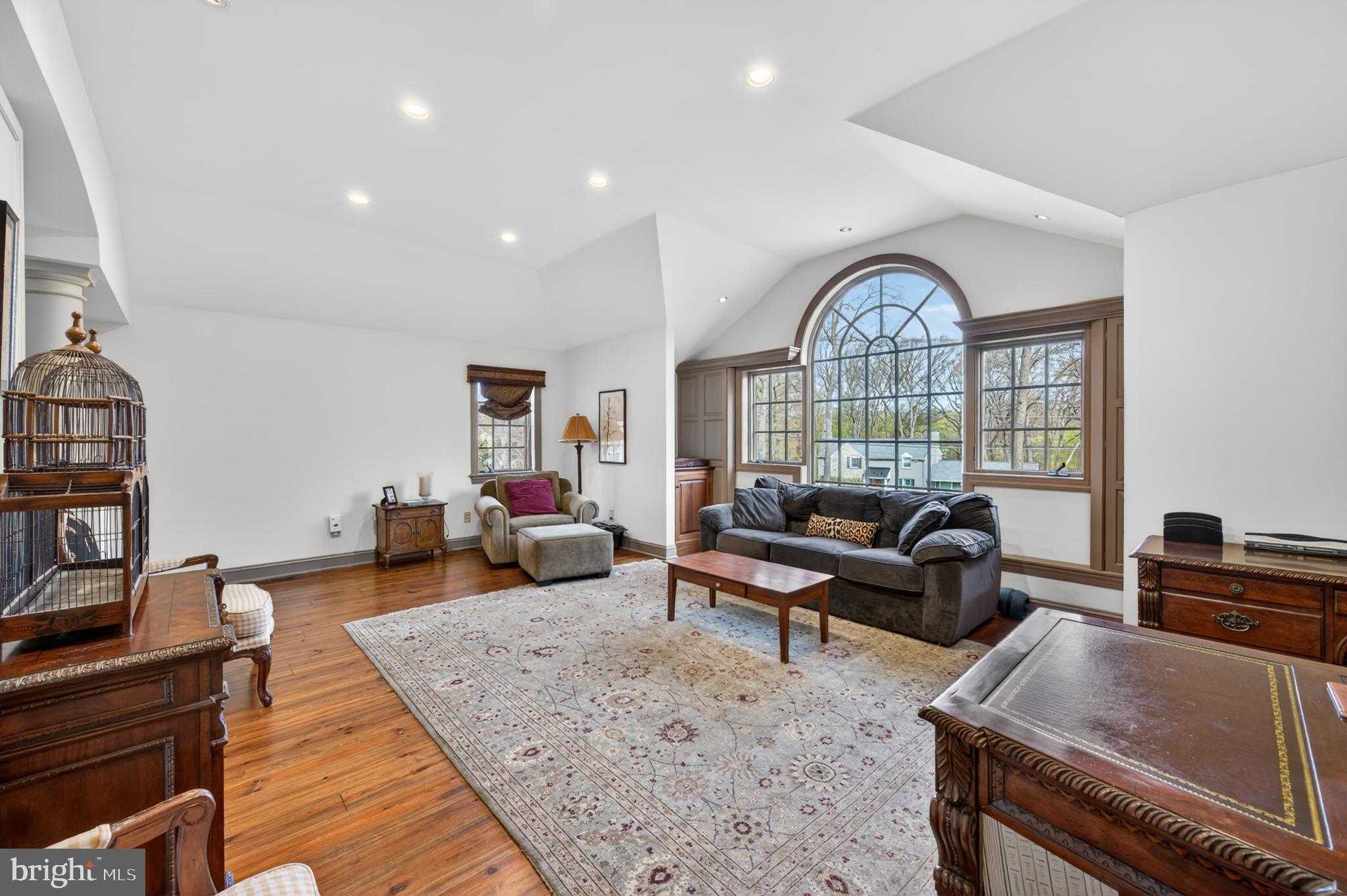 1398 Morstein Rd photo 5