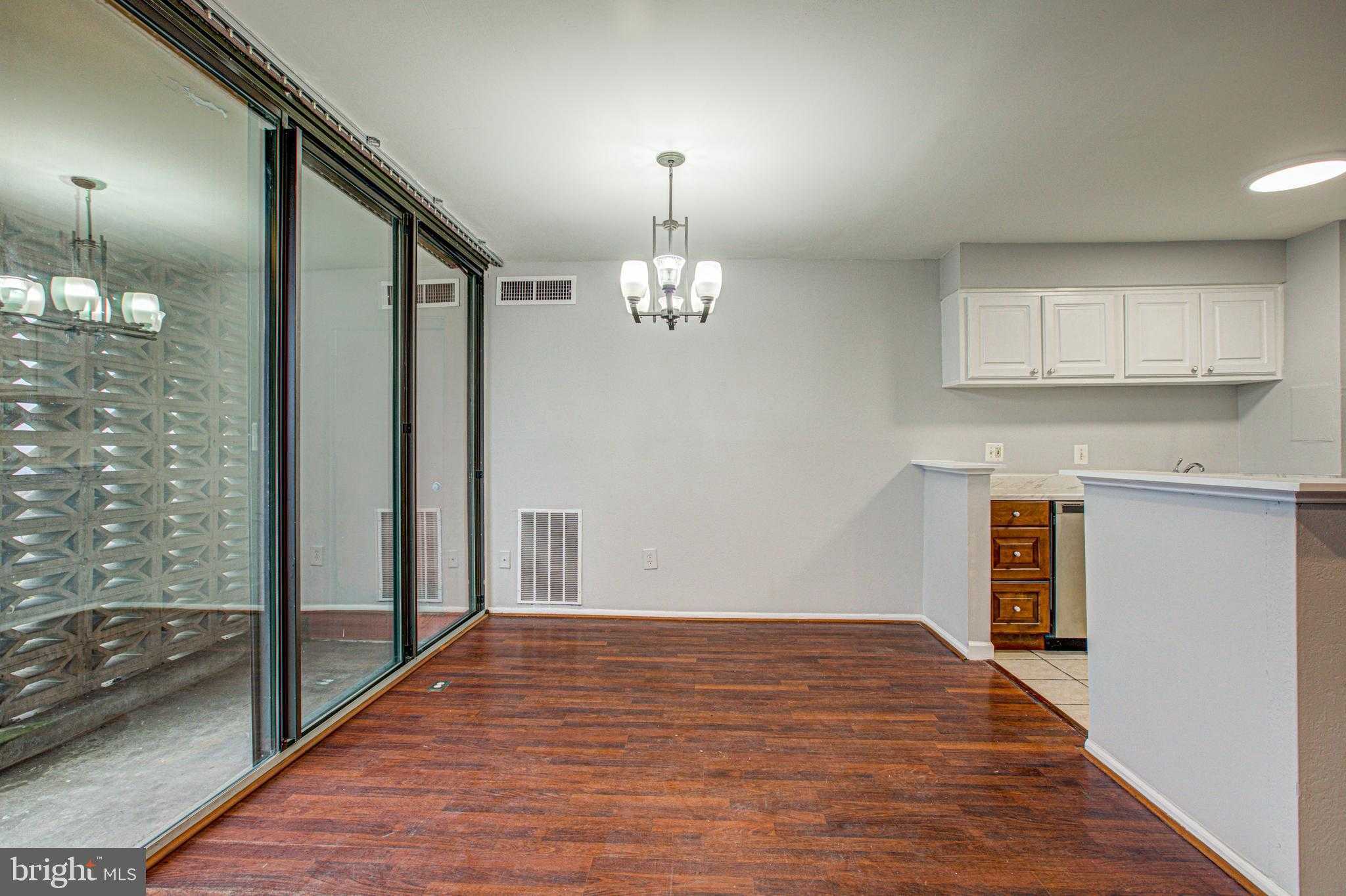 16 S Van Dorn St Apt 604 photo 8