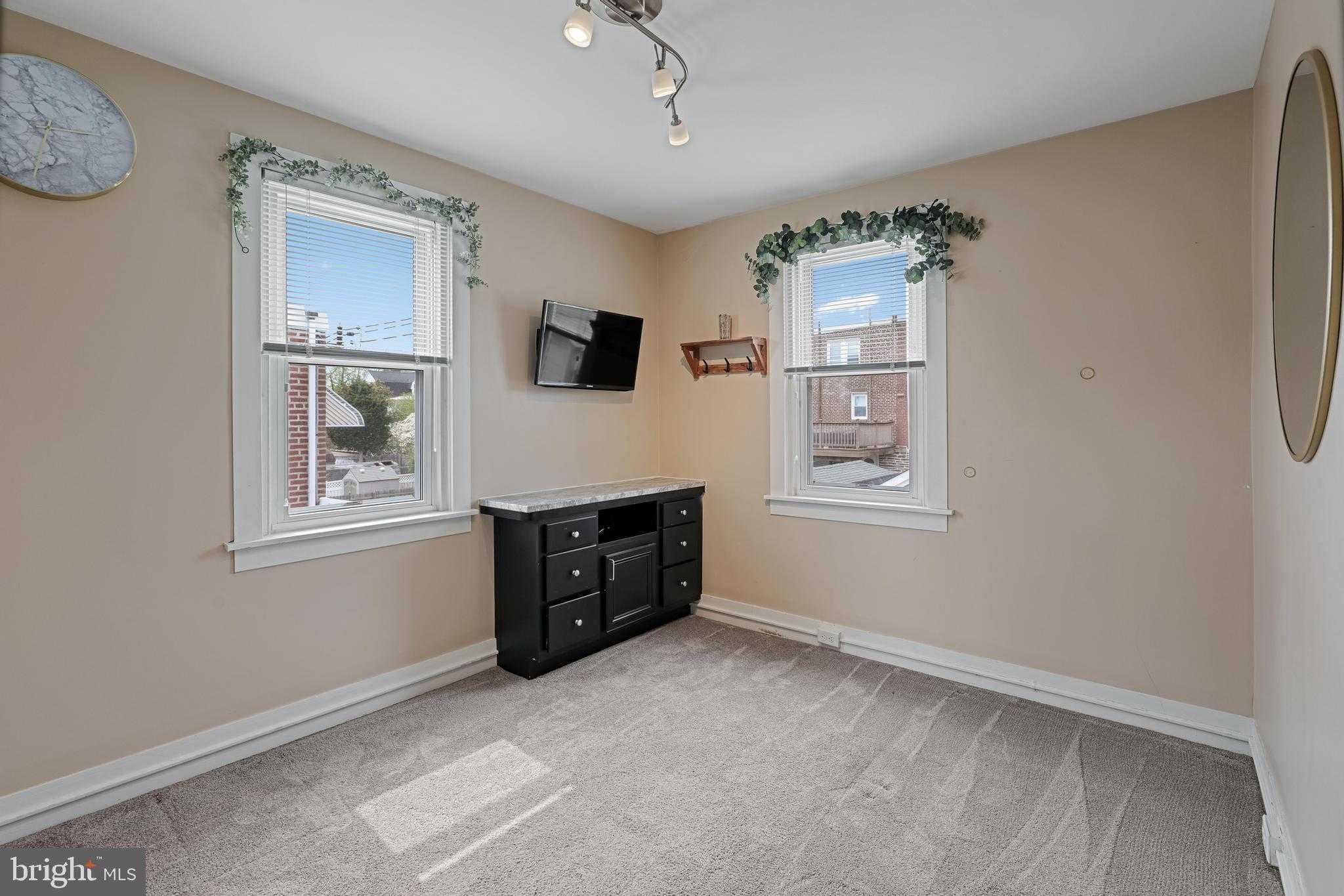 8320 Alicia St photo 24