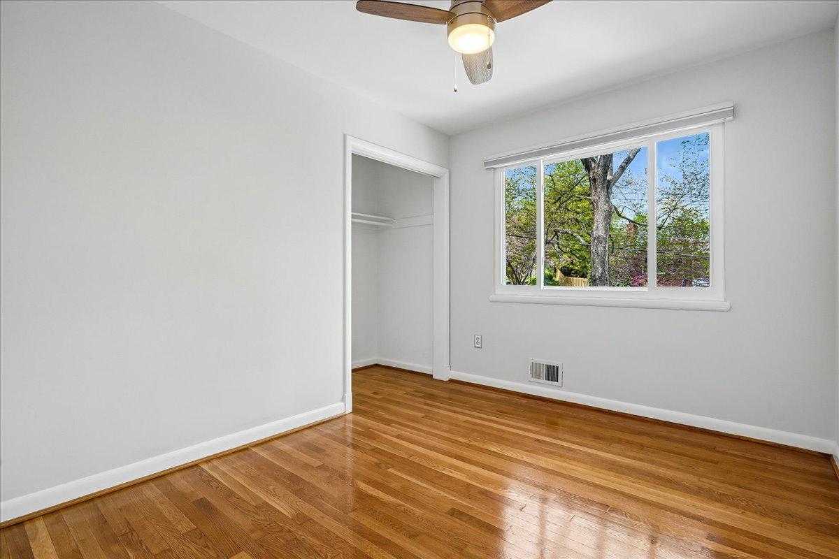 104 Belton Rd photo 35