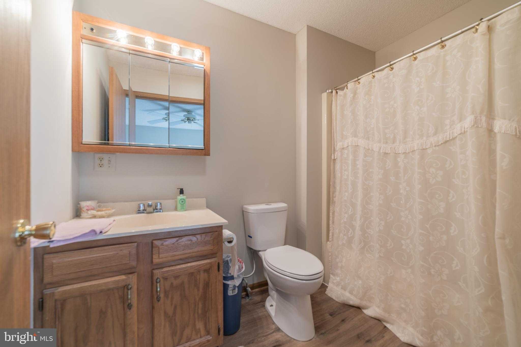 204 Tecumseh Trl photo 17