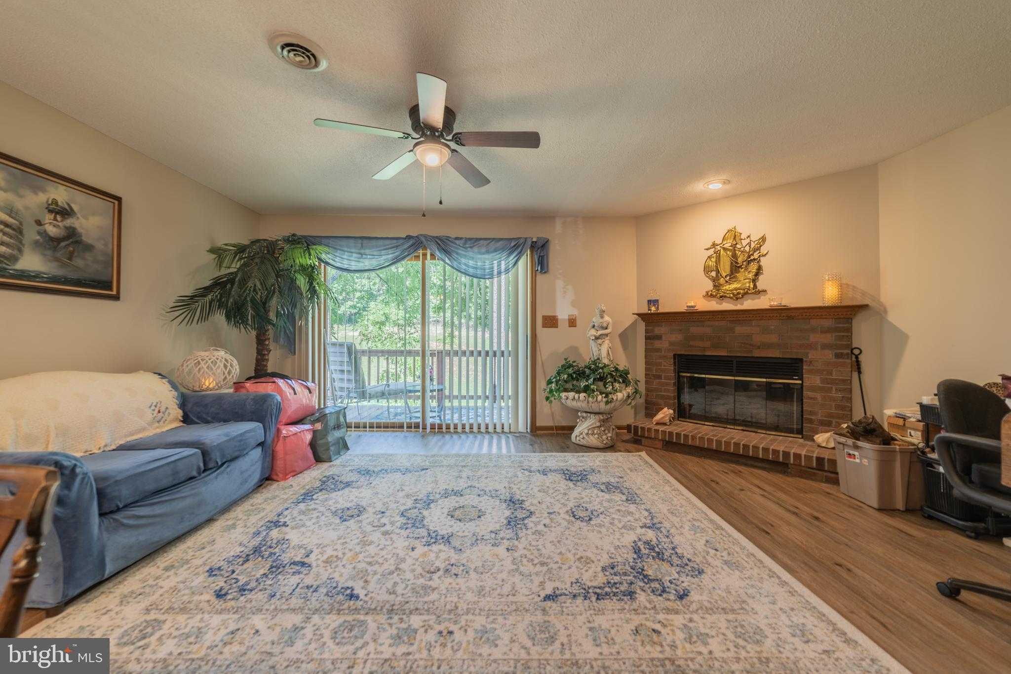 204 Tecumseh Trl photo 6