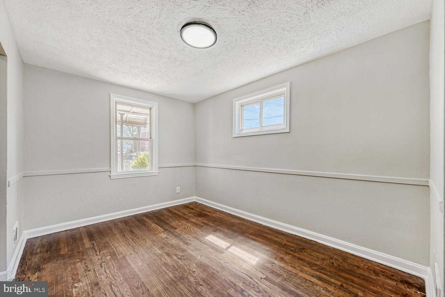 7863 Saint Fabian Ln photo 11