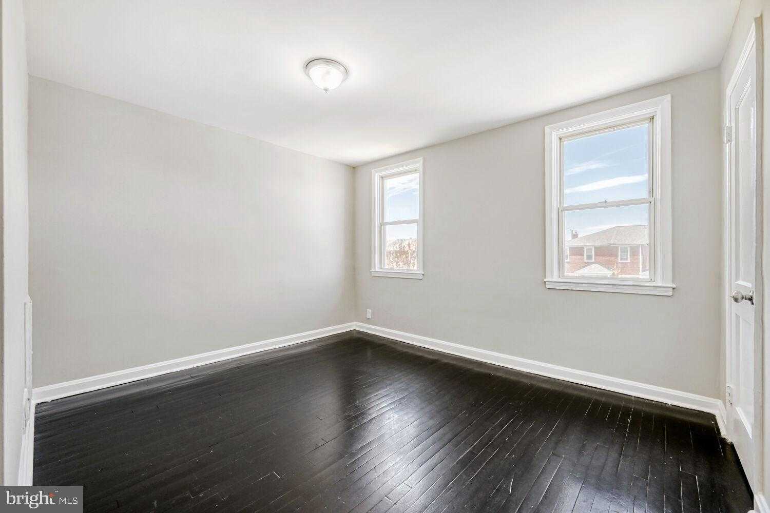 7863 Saint Fabian Ln photo 12