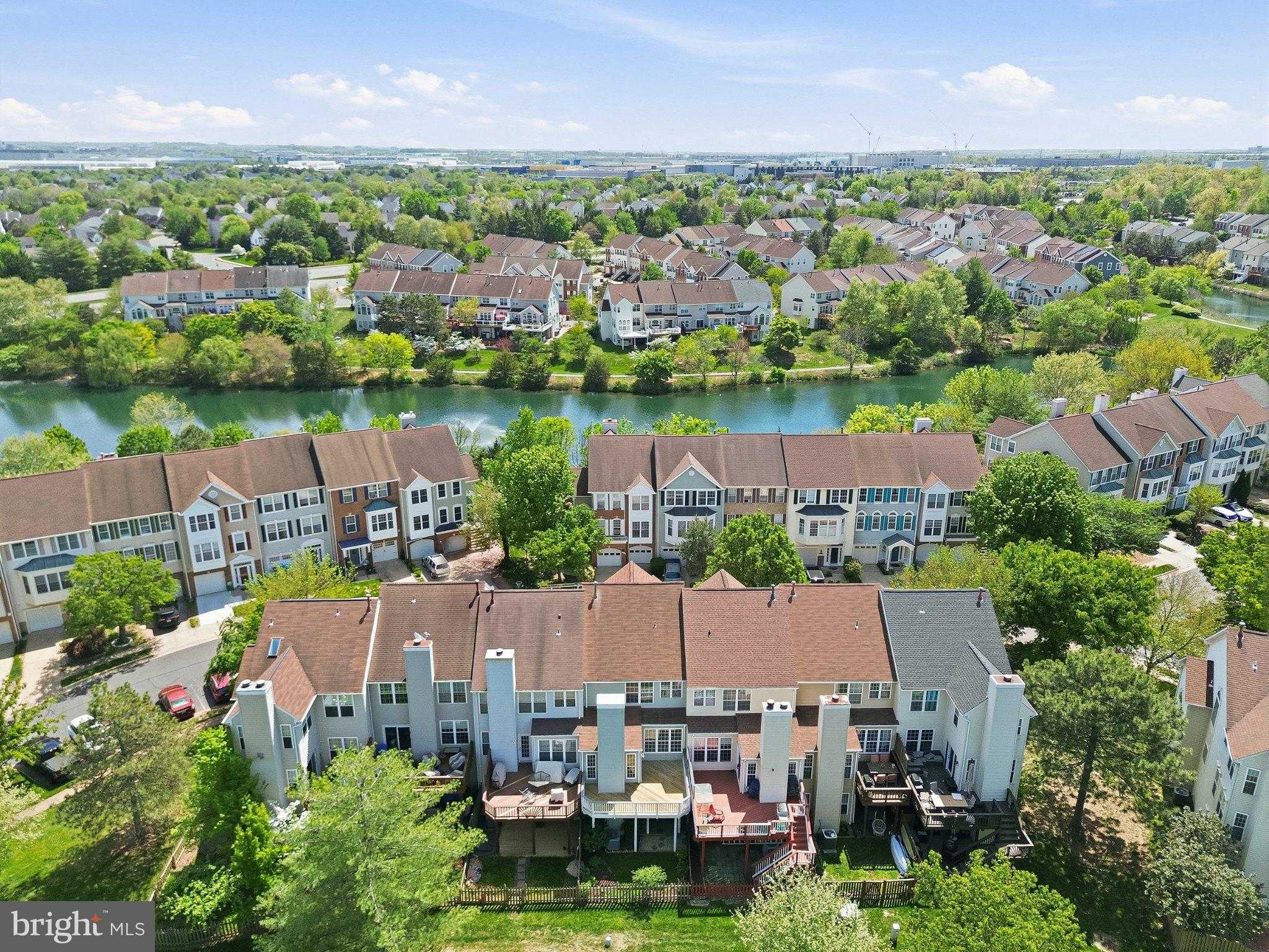 44100 Rising Sun Ter photo 44