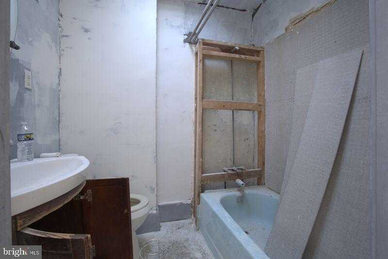 6538 Theodore St photo 11