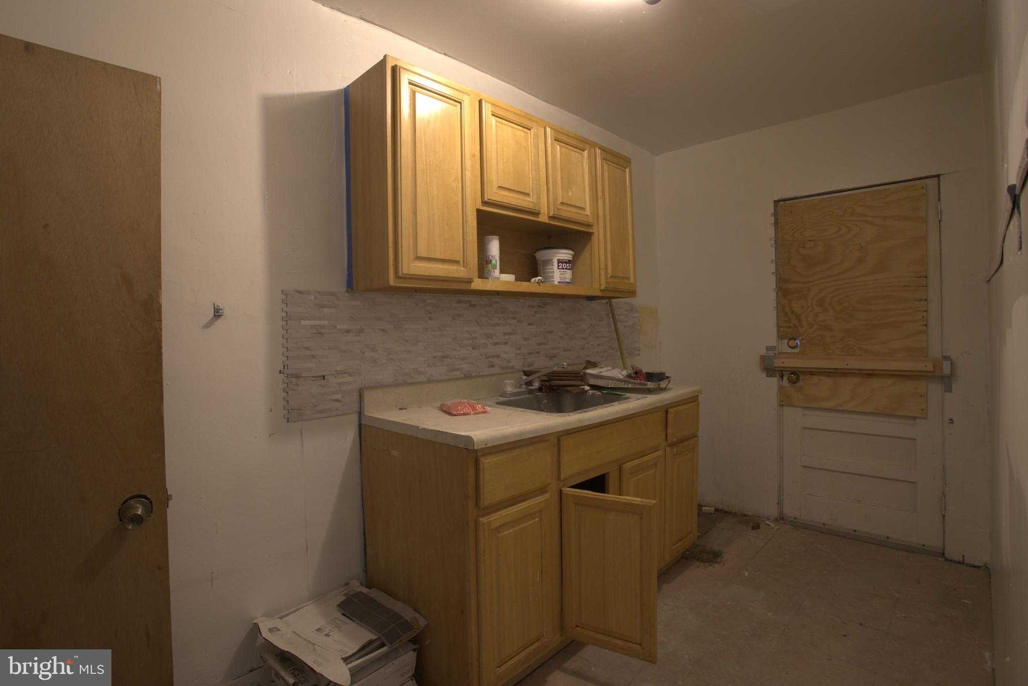 6538 Theodore St photo 9