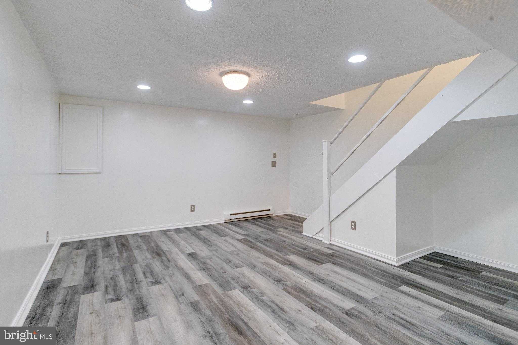 941 Redfield Rd photo 38