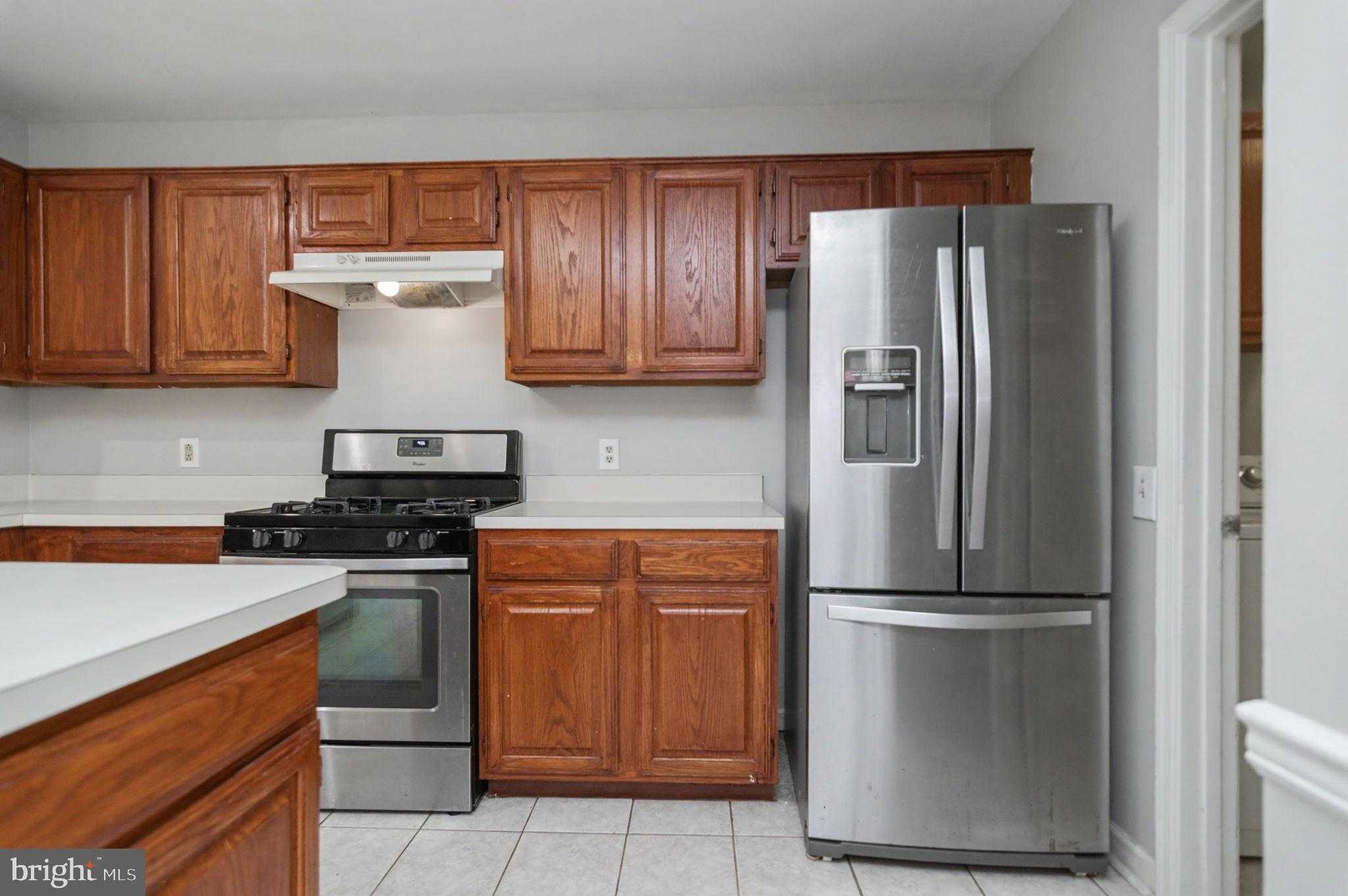 6 Teri Lyn CT photo 16