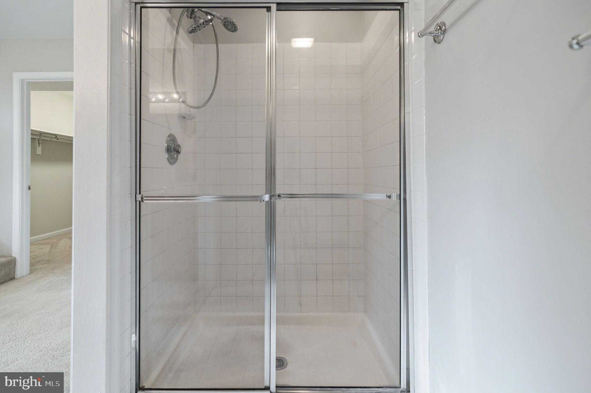 6 Teri Lyn CT photo 28