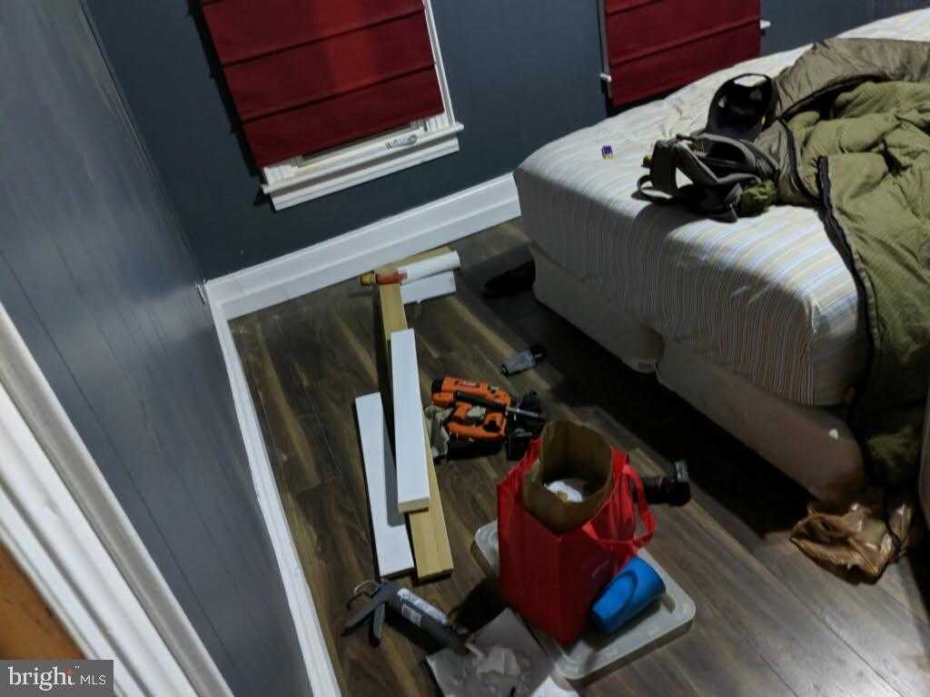 30 W Middle St photo 11