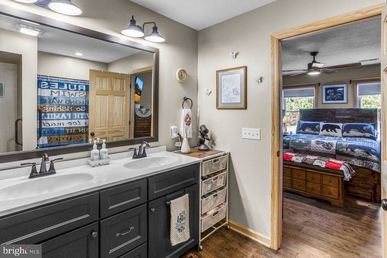 442 Grosbeak Dr photo 20