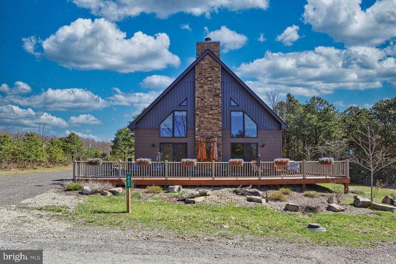 442 Grosbeak Dr photo 3