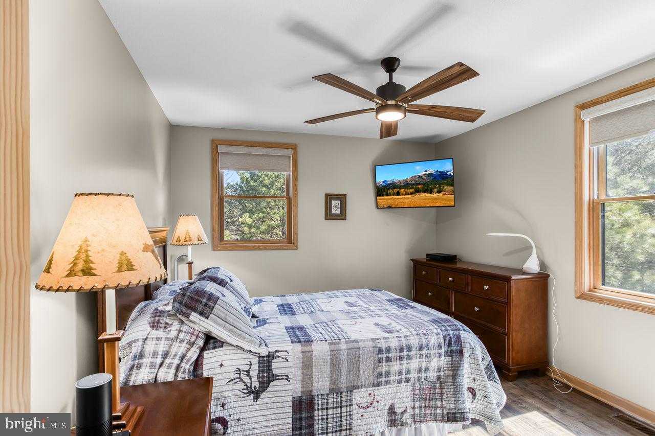 442 Grosbeak Dr photo 34