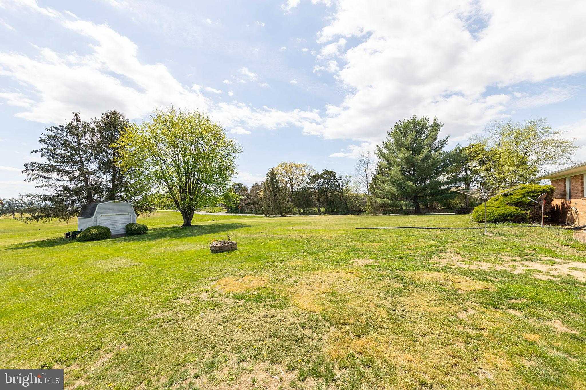 100 Virginia Dr photo 38