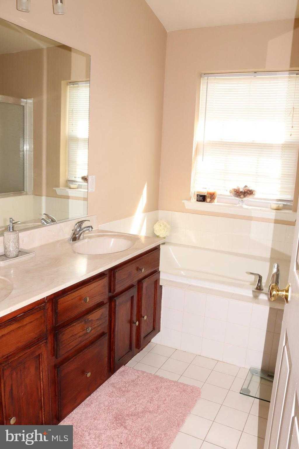 1035 Jervin Dr photo 19