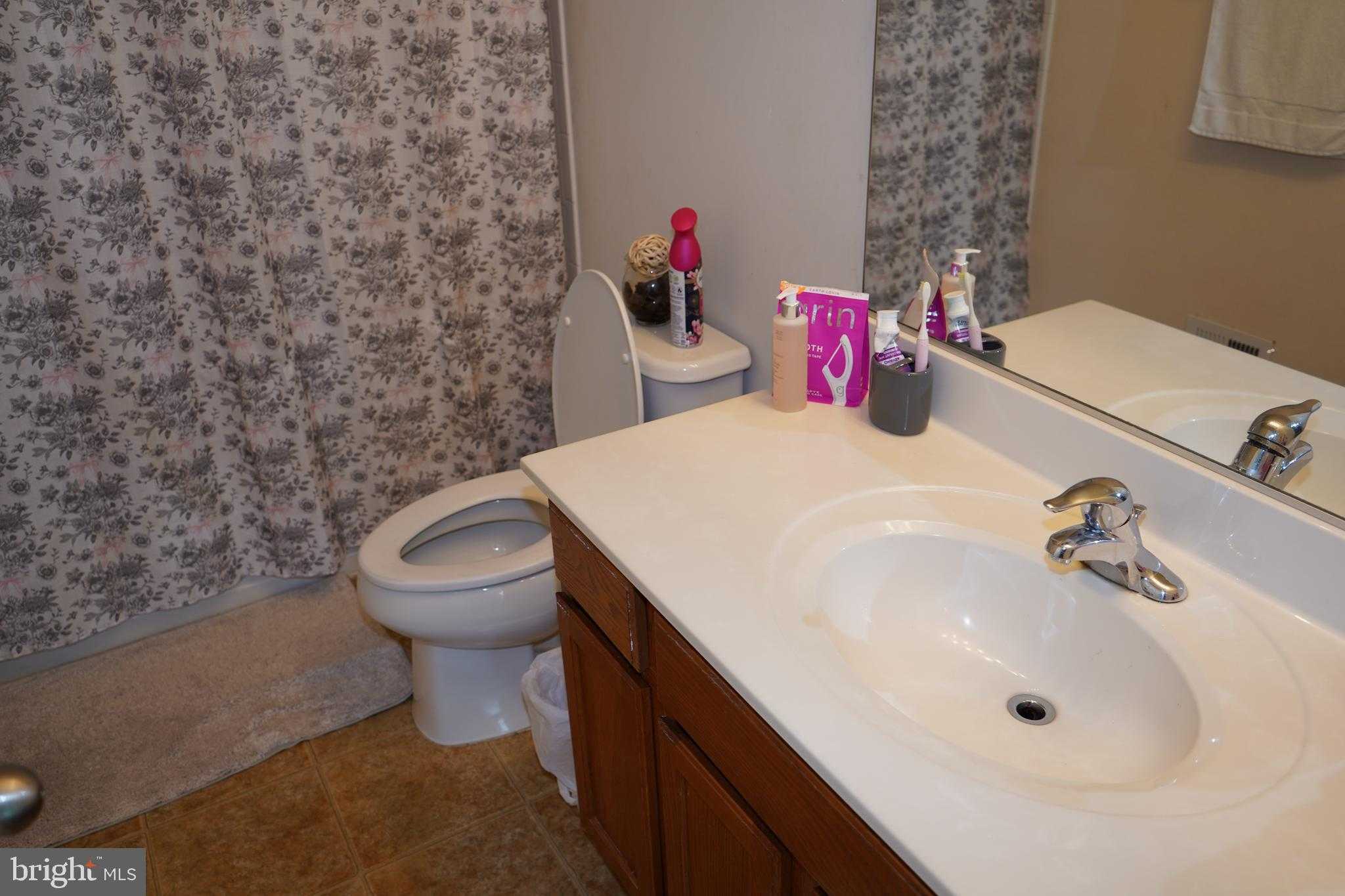 590 Hunters Rd photo 19