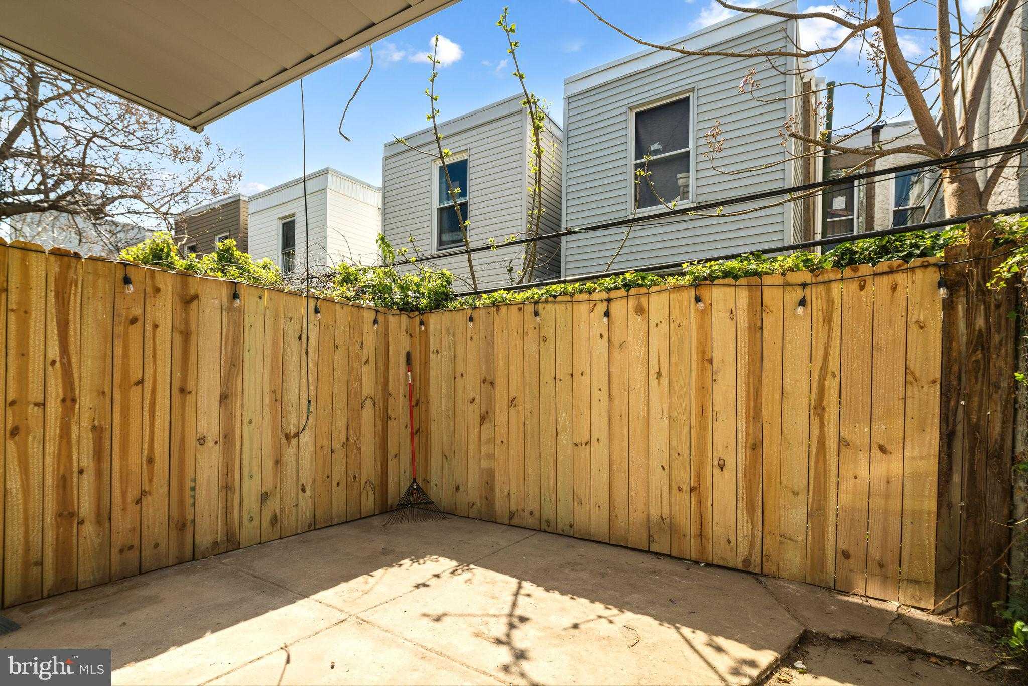 2040 Fernon St photo 19