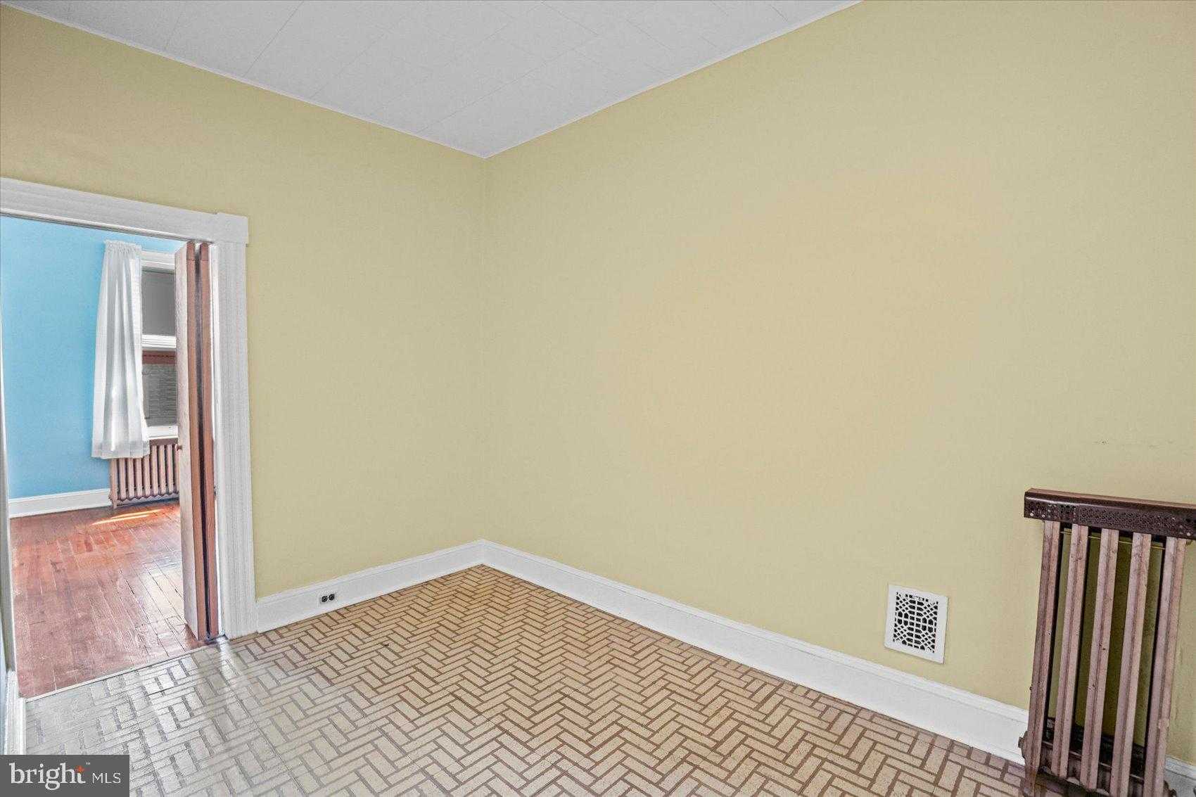 3126 Dillon St photo 20