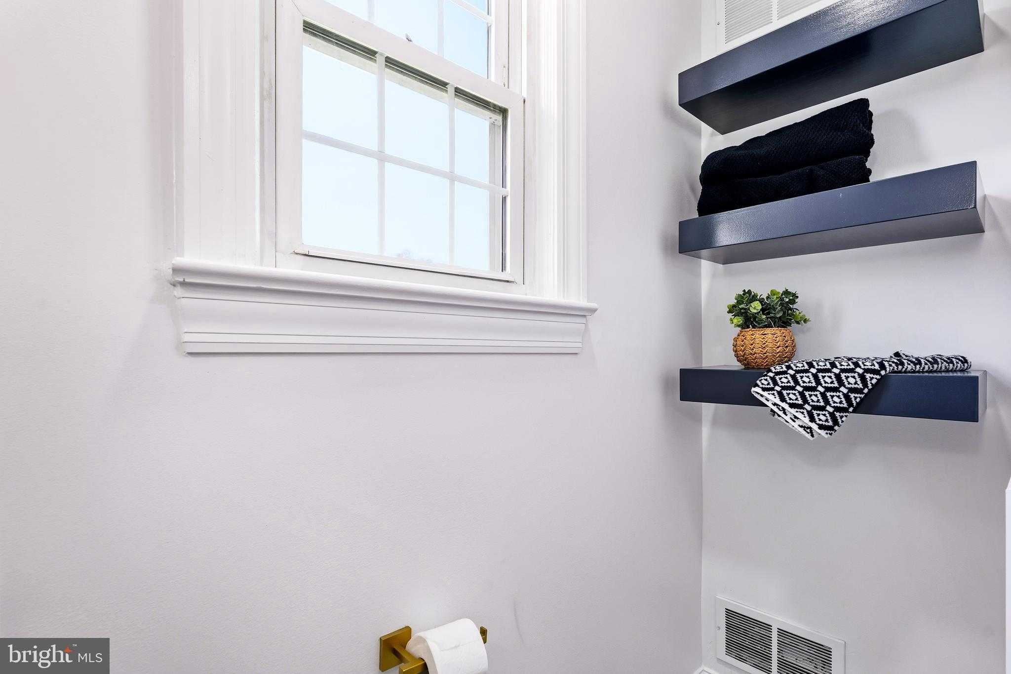 245 Theodore Rd photo 13