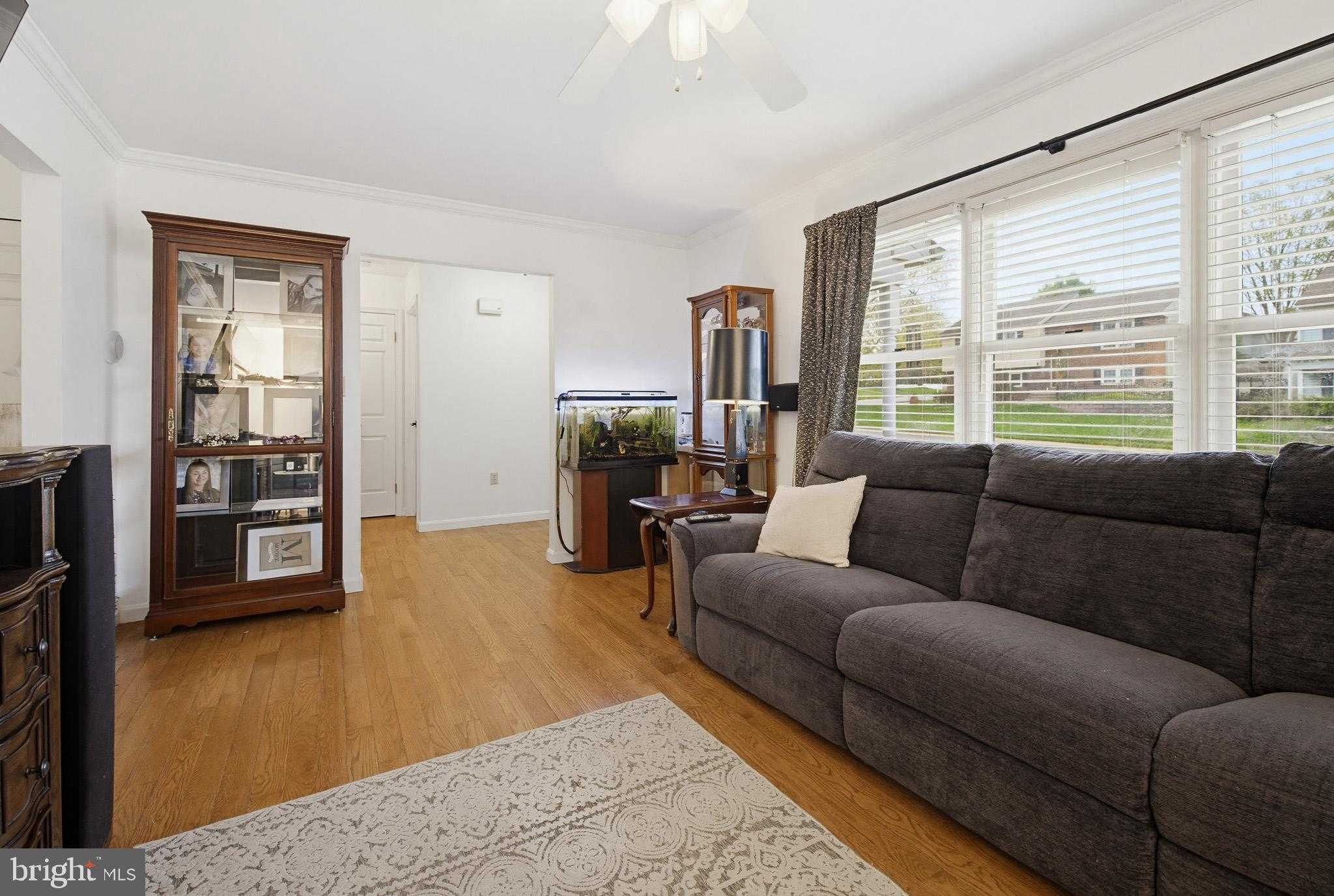 212 Sycamore Ln photo 5