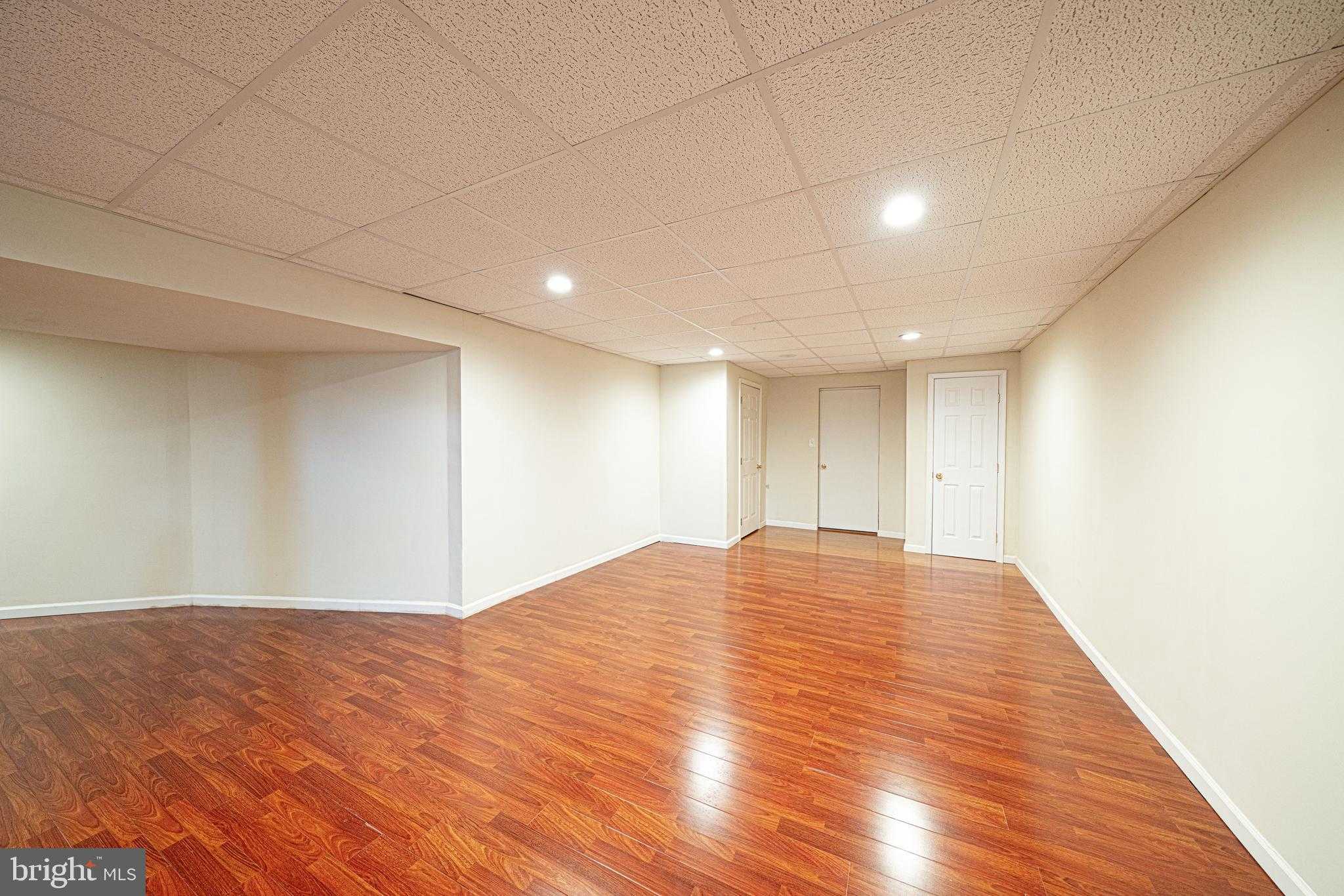 1907 Mayflower Dr photo 45