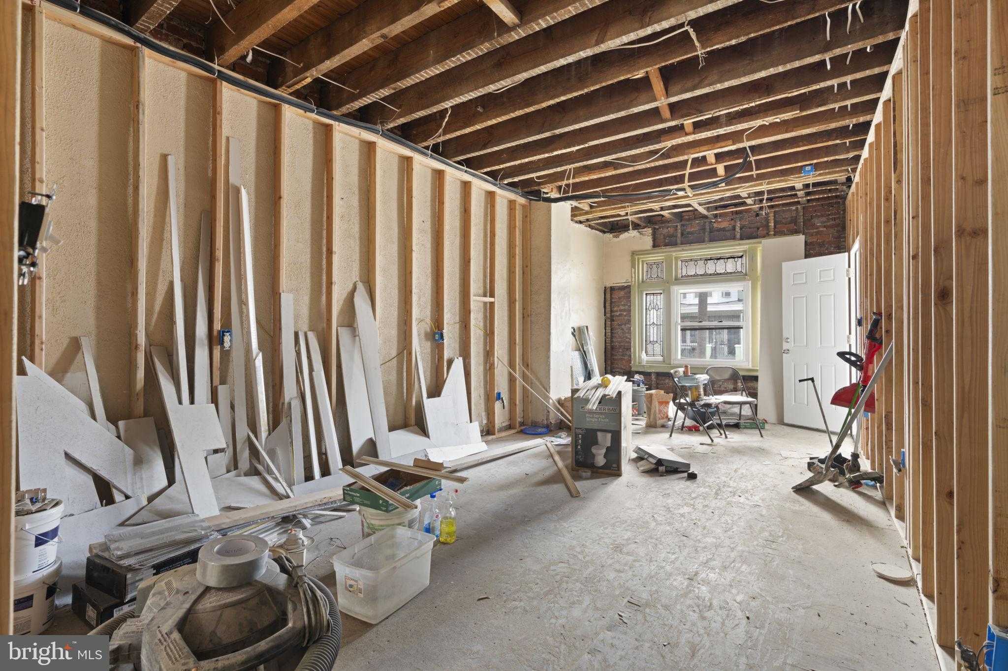 3921 N 7th St photo 9