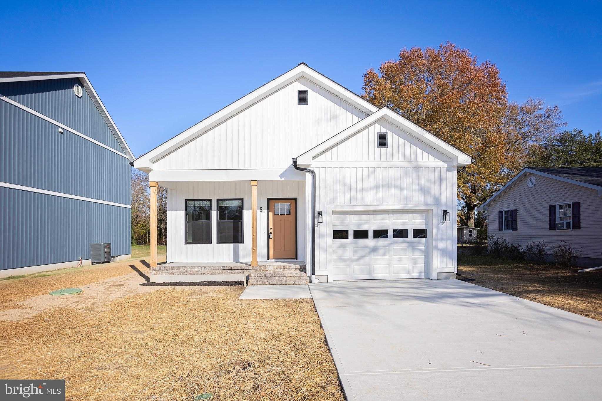 1617 Stone Boundary Rd, Cambridge