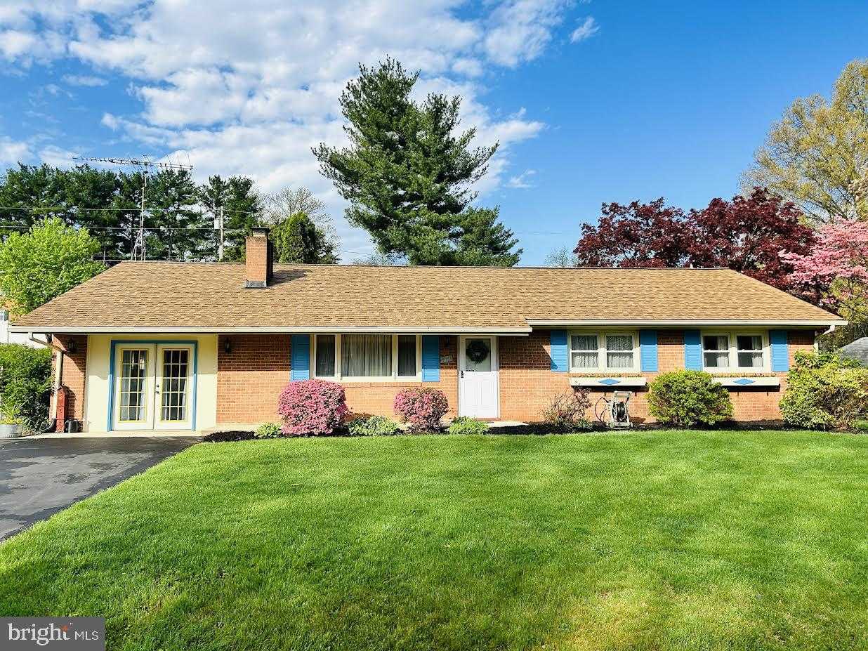 9720 Fernwood Ln, Hagerstown