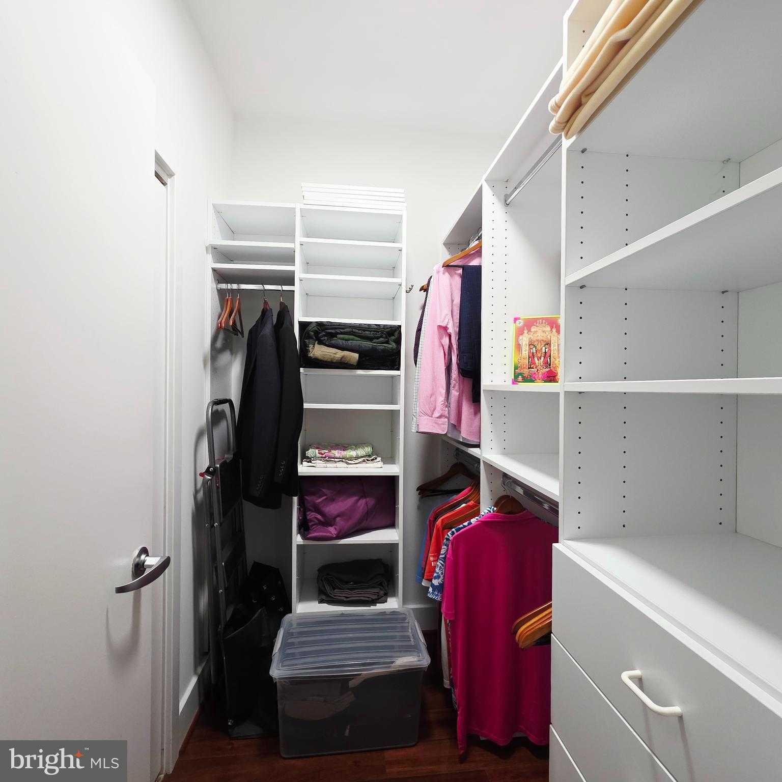 717 S Columbus Blvd Unit 508 photo 47