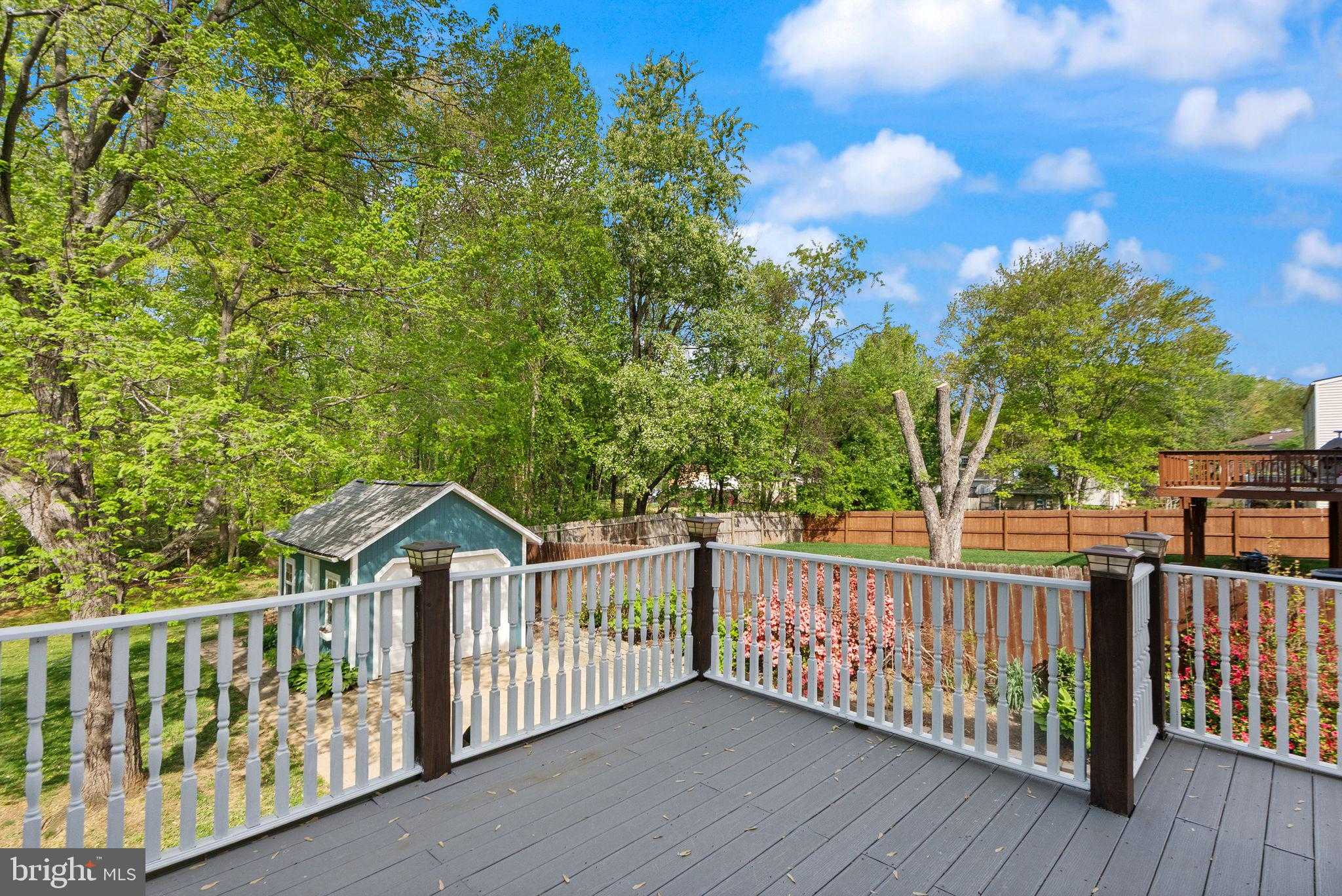 13736 Mahoney Dr photo 33