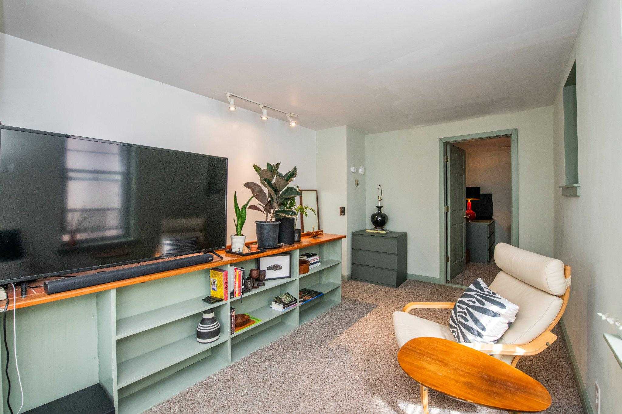 5924 Mccallum St photo 38