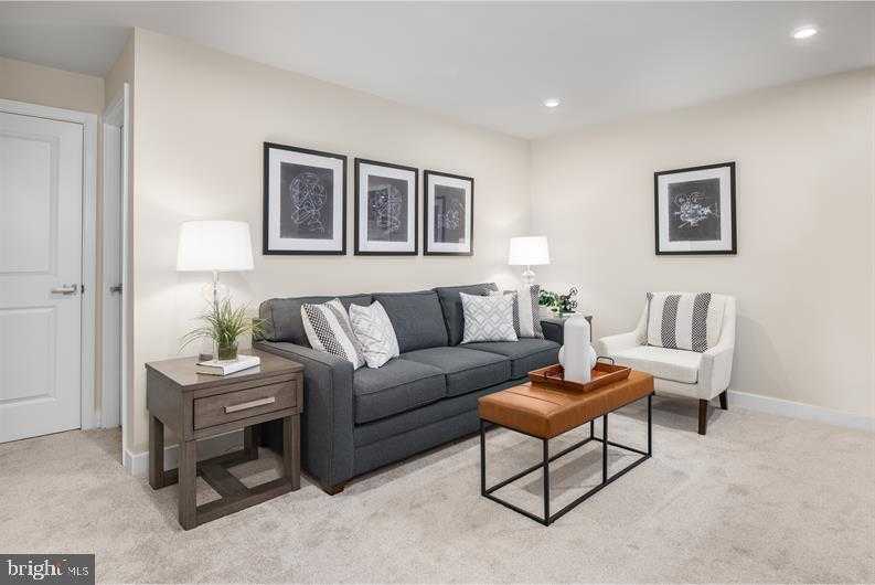 49 Rail Yard Dr photo 2